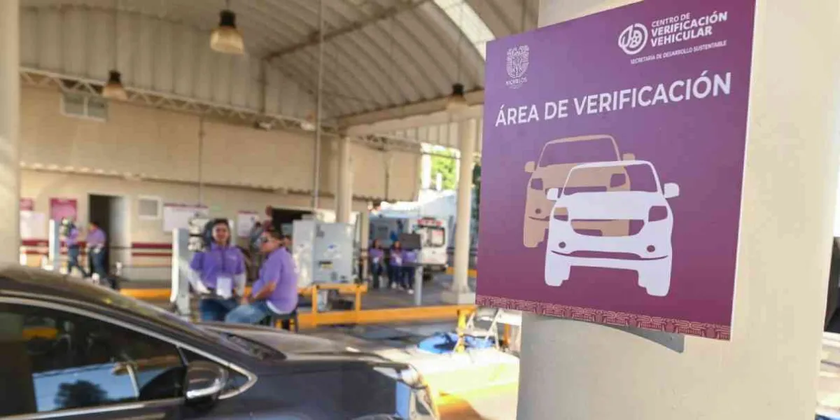Anuncian descuentos en verificación vehicular