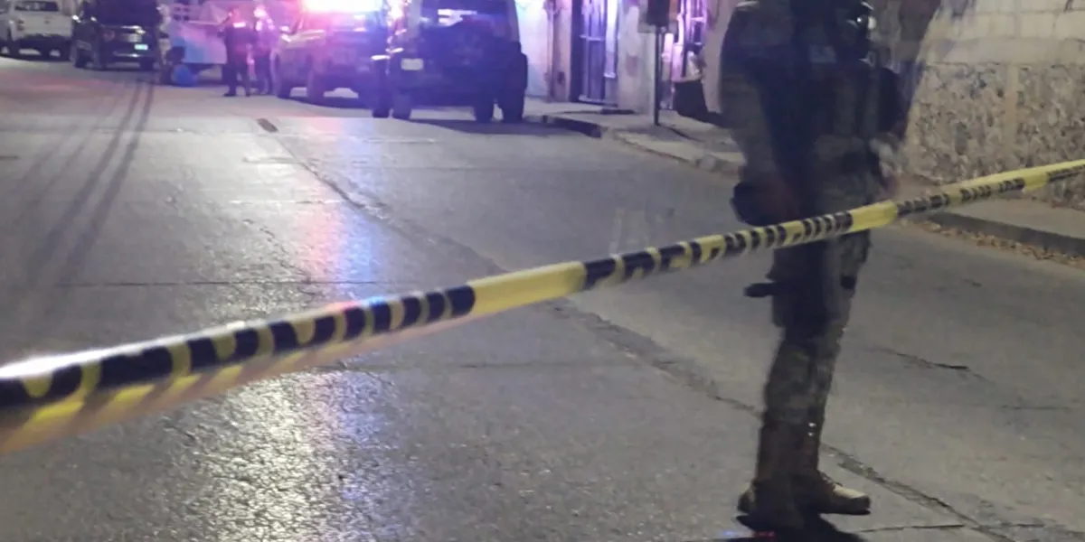 Ejecutan a balazos a Alfonso Moreno Tacuba, excoordinador operativo de la CES, en el par vial Tezontepec de Jiutepec; la Fiscalía de Morelos ya investiga el homicidio.