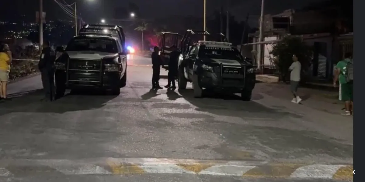 Héctor Meza Maldonado, director de Cultura del Ayuntamiento de Yautepec, fue asesinado a balazos en el par vial Cocoyoc–Oaxtepec. No hay detenidos.
