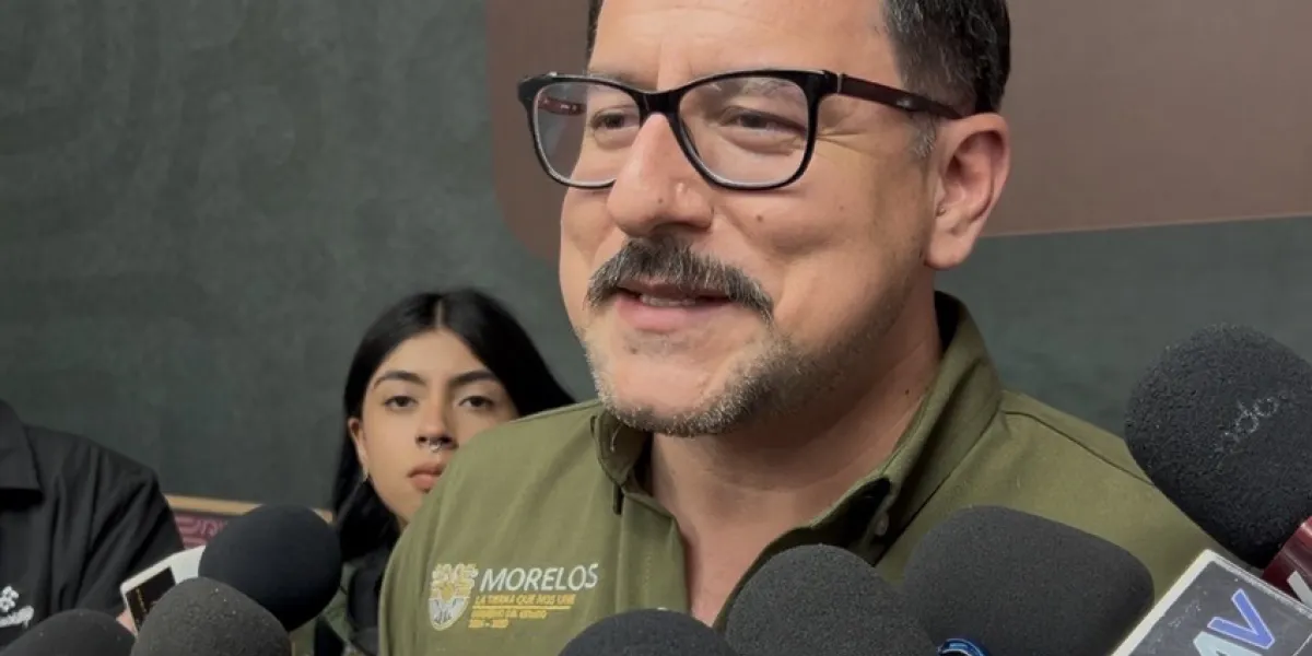El titular de la CMyT, Jorge Alberto Barrera Toledo, calificó de irresponsables las presiones de taxistas y advirtió sanciones y retiro de concesiones