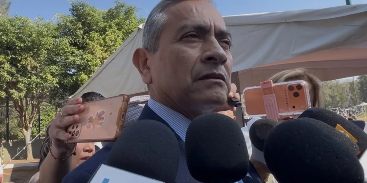 La FGE Morelos confirmó la vinculación a proceso de Marlene “N” por extorsión agravada y la detención de un hombre por tentativa de feminicidio en Cuernavaca.