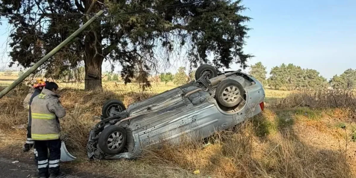 Accidente en la carretera México–Cuautla genera movilización de emergencia, deja una persona lesionada y provoca carga vehicular en ambos sentidos.
