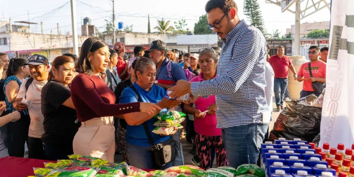 Cuautla impulsa programas de desarrollo sustentable con entrega de tinacos y “Trueque Verde”, beneficiando la economía familiar y el cuidado del medio ambiente.