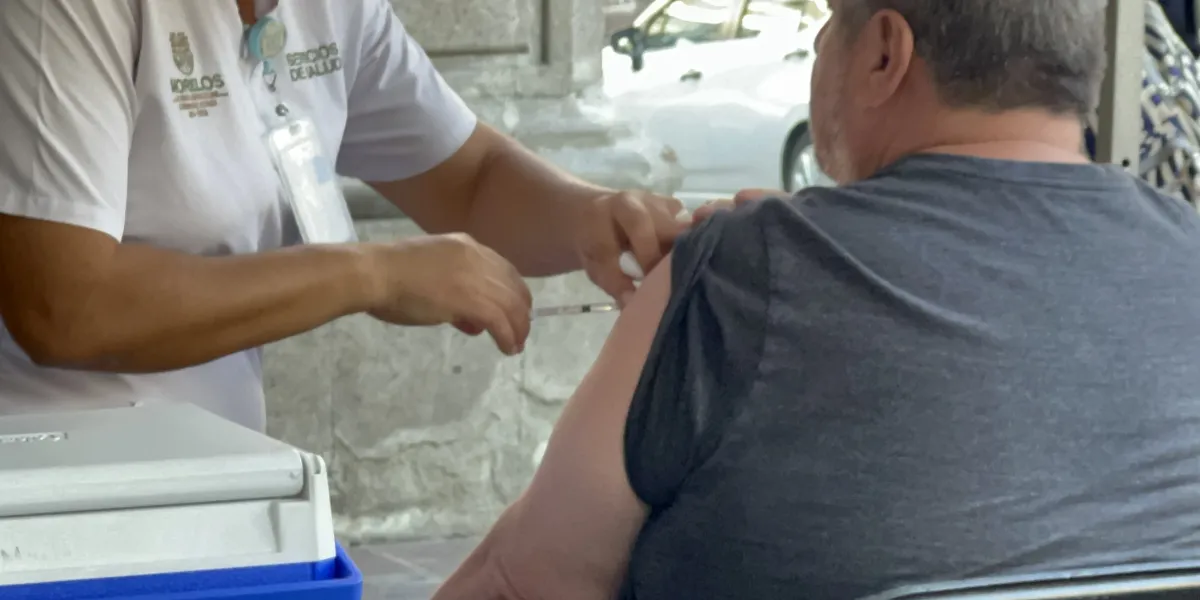   Vacunación contra el sarampión en Morelos supera en más del 200% la meta federal; autoridades reportan 17 casos y refuerzan campañas en todo el estado.