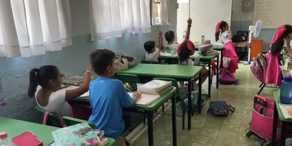  Desde el 11 de marzo entró en vigor en Morelos la reforma que regula el uso de celulares en escuelas de educación básica para promover entornos escolares seguros.