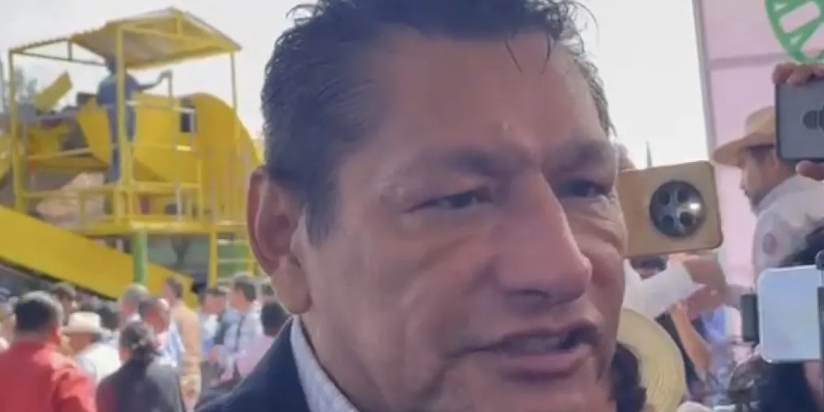 Alcalde de Cuautla admite investigación de la FGR tras video con presunto líder criminal; inseguridad y extorsión preocupan en el municipio.