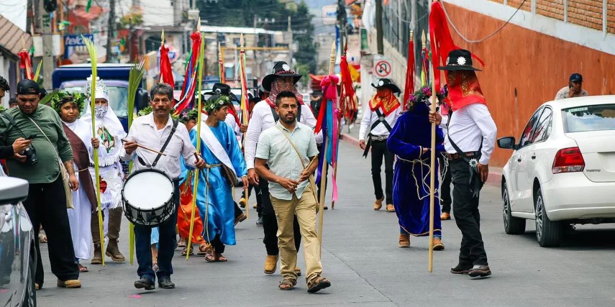 Sayones llenan de fe y tradición Tetela del Volcán en Jueves Santo, una de las celebraciones más emblemáticas de Morelos.