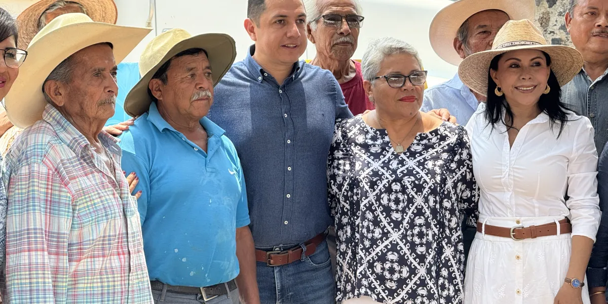 El Ayuntamiento de Jiutepec entregó sorgo, minerales y vitaminas a productores ganaderos con una inversión de 300 mil pesos para fortalecer el sector durante el estiaje.