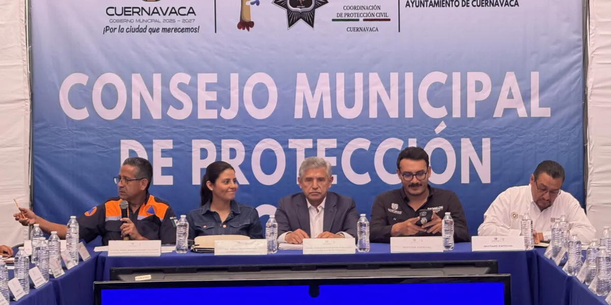 Autoridades alertan por temperaturas de hasta 34 grados en Cuernavaca; advierten riesgo de incendios y llaman a prevenir.