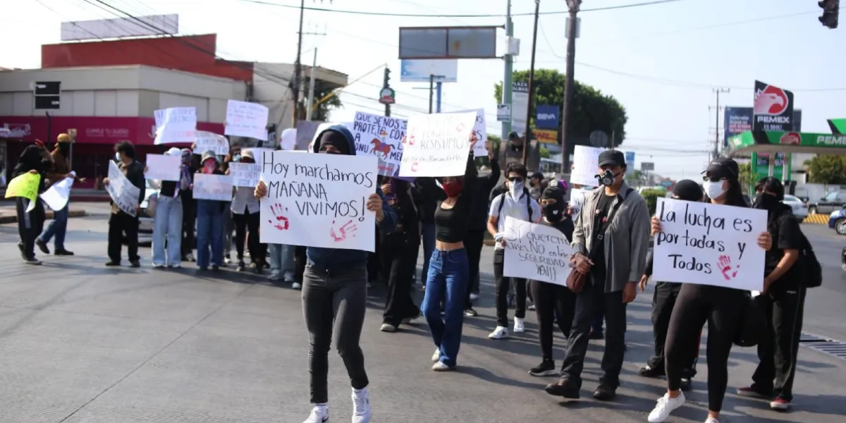 Resistencia Estudiantil UAEM marcha en Cuernavaca en medio de desgaste y negociaciones
