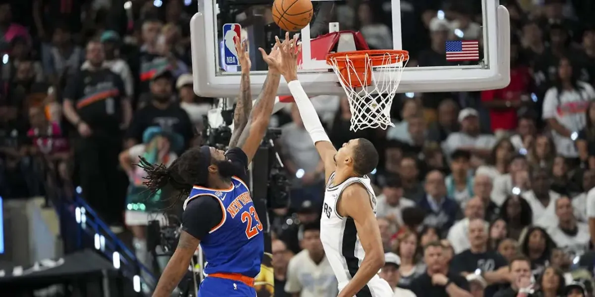 Knicks vencen a Spurs y toman el segundo juego de las Finales de la NBA con final dramático