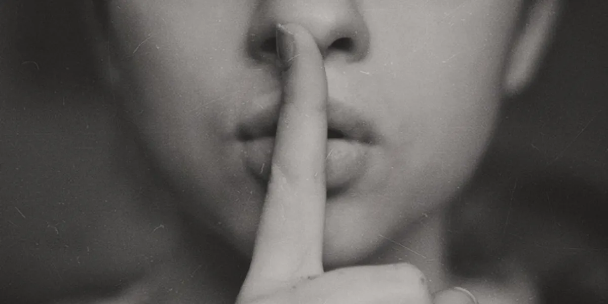 El silencio y la palabra