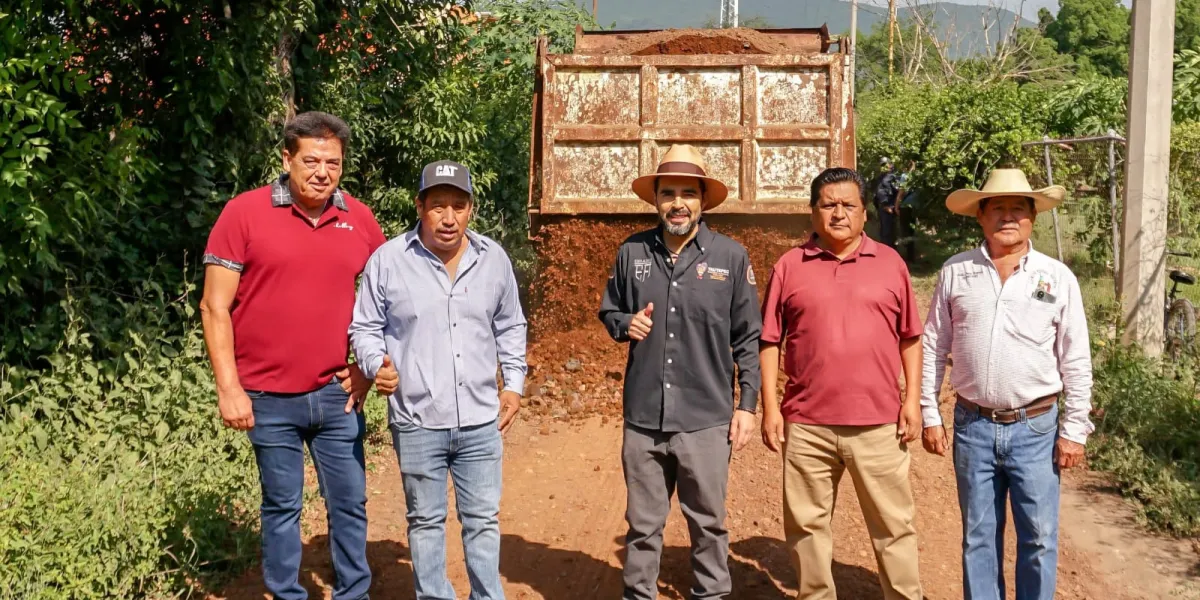 https://morelos.lodehoy.com.mx/municipios/2026/07/21/30938/inician-rehabilitacion-de-caminos-de-saca-en-los-nueve-ejidos-de