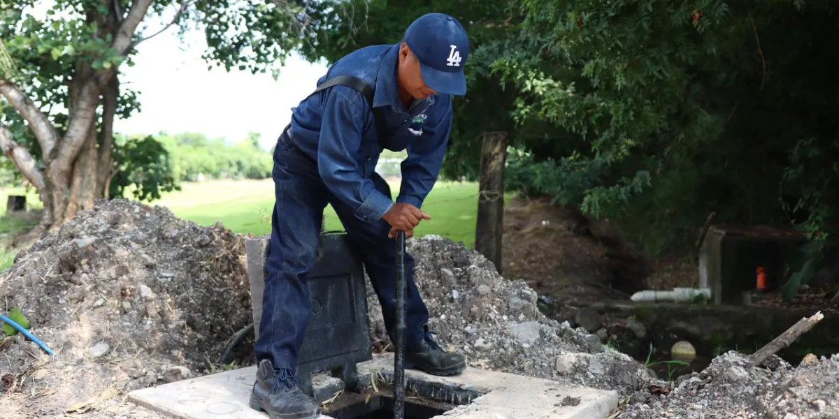 Jiutepec amplió 414 metros de red de agua potable en la colonia Los Pinos, beneficiando a más de 300 habitantes y fortaleciendo la infraestructura hidráulica.
