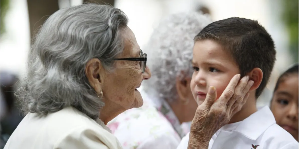 Necesita la juventud de viejos