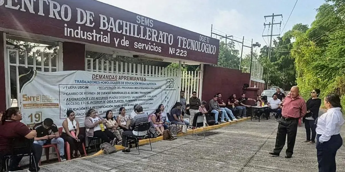 •	Paro en media superior: cuando la burocracia abandona las aulas