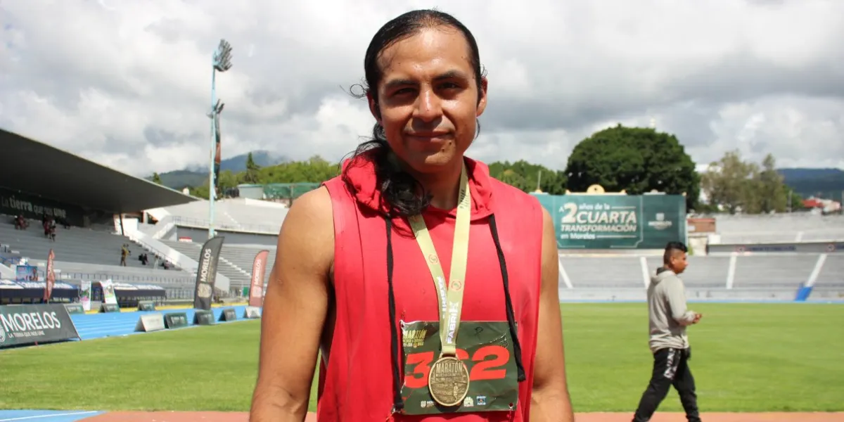 Miguel Ángel Mirafuentes y Karen Díaz conquistan el Maratón Rover México-Cuernavaca 2026