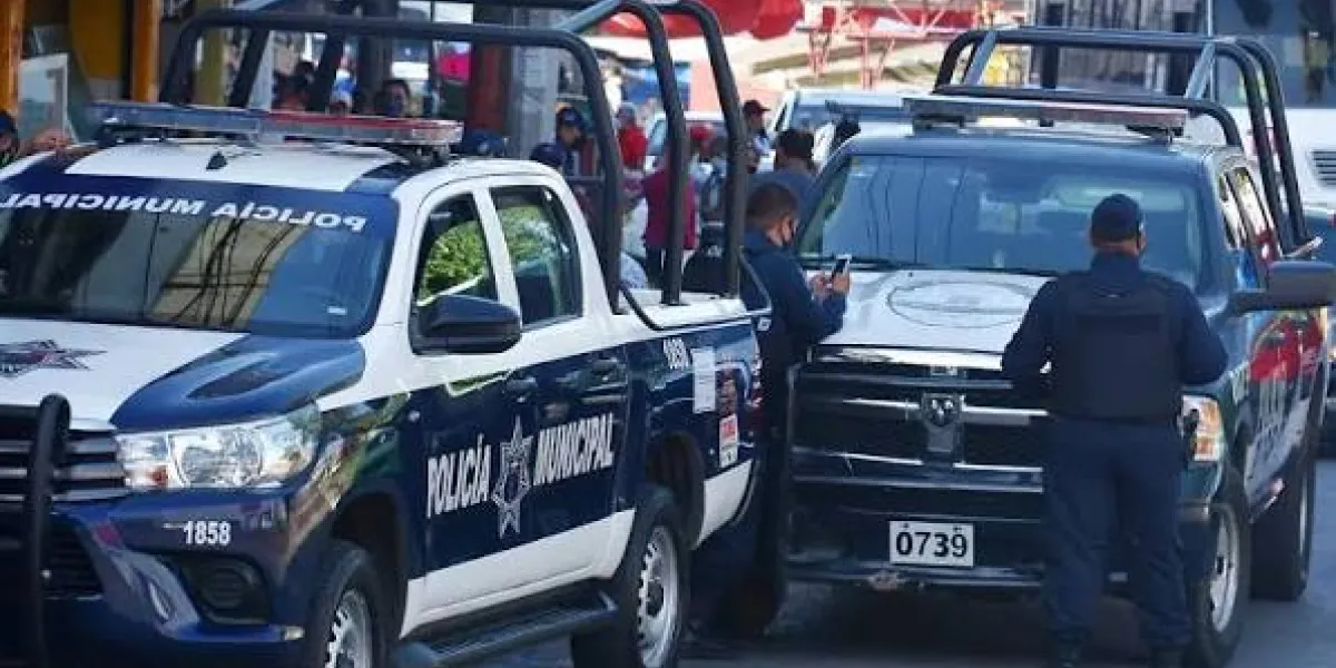 Policías reforzaron vigilancia perimetral tras disparos en Chipitlán y una narcomanta en Prepa 1