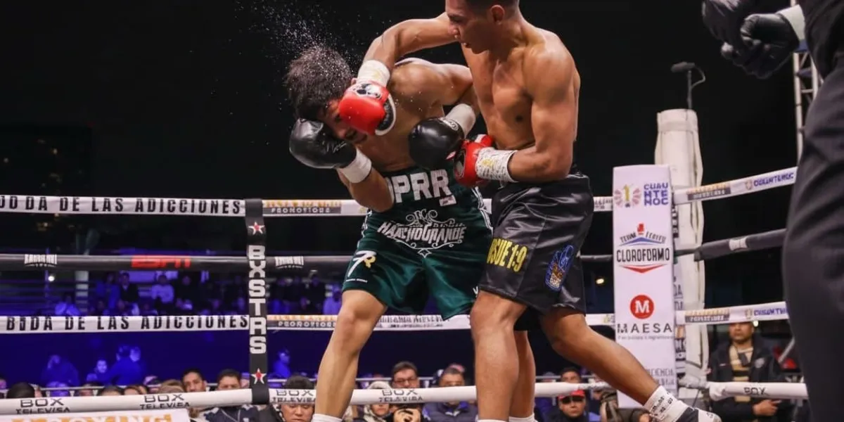 Raymundo Rojas García suba al ring en Riad, Arabia Saudita. 
