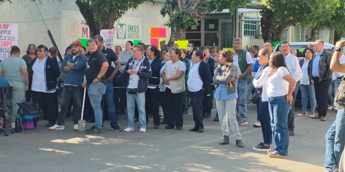 Exigen destitución del titular de Salud en Morelos