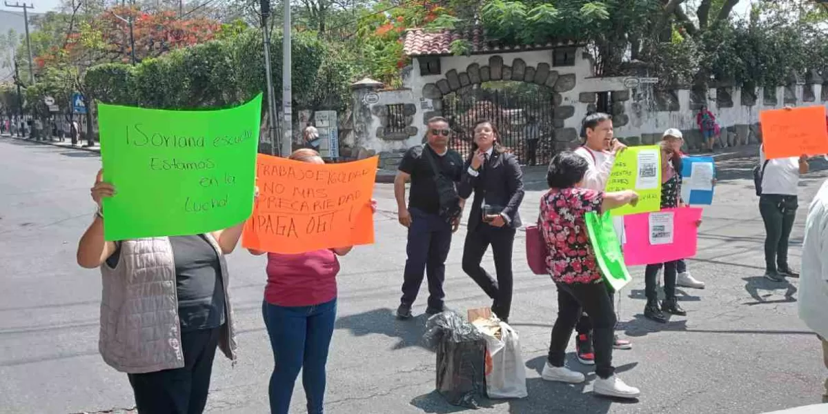 Protestan trabajadores de tienda departamental por su despido al exigir el pago de las utilidades