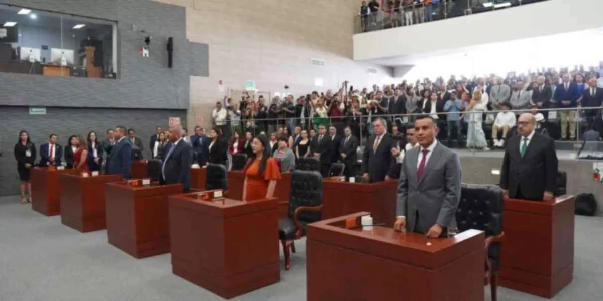 Con la nueva legislatura inició la transición de poderes sueños y esperanzas