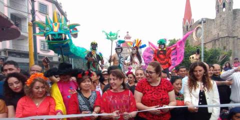 El Festival no se perdió, a pesar de otros gobiernos; la gente está llenando las calles: MGS