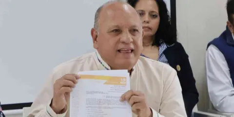 Joel Sánchez Vélez, Secretario General a de la sección 19 del SNTE, se reunió con directores de primarias, quienes le plantearon buscar vías de negociación a efecto de resolver temas de salarios, compensaciones, ajustes y seguridad en los planteles. 