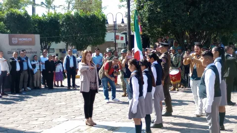 Alto honor y responsabilidad portar la bandera, para defender patria, soberanía y valores: MGS