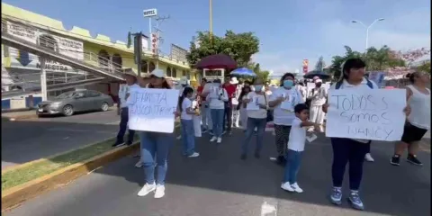 Marcha pacífica para exigir aparición de joven perdida
