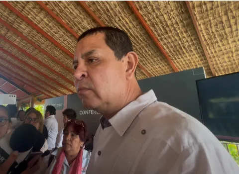 Juan Ángel Flores Bustamante, diputado federal por Morelos