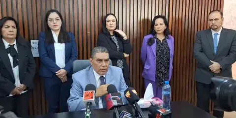 Continúan los jaloneos por la presidencia del Tribunal