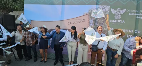 En Cuautla, alcalde da banderazo de arranque a construcción de arco de bienvenida en Casasano 