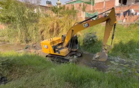 Intensifican trabajos de limpieza y desazolve en barrancas y río Cuautla 