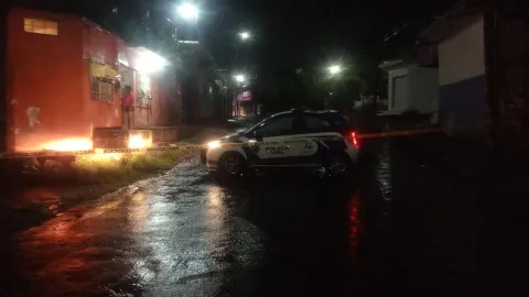 Atiende PC Cuautla encharcamientos y socavón por intensas lluvias del fin de semana 