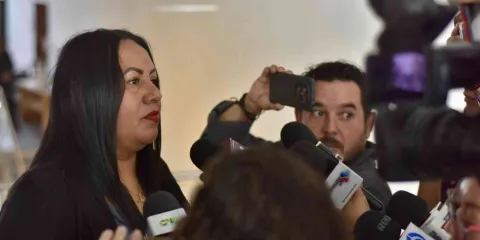 Exhorta Jazmín Solano al fiscal a redoblar esfuerzos