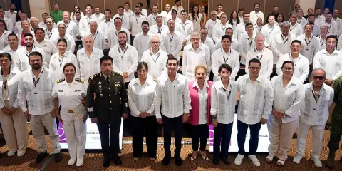 Autoridades asistentes a la Primera Sesión Ordinaria del Consejo Directivo del Sinade en Acapulco.