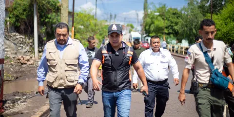 Atiende ayuntamiento de Axochiapan a afectados por intensas lluvias