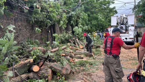 Atiende SEPRAC lluvias en Cuernavaca