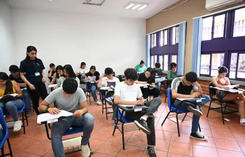 Disfrutarán de vacaciones de verano más de 40 mil estudiantes universitarios 