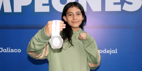 Isabella Melany Muñoz, ganadora de la medalla de plata.