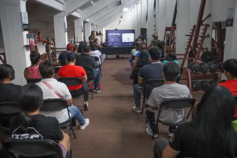 Usuarios tomaron un taller sobre el uso de los aparatos Crédito de foto: Cortesía