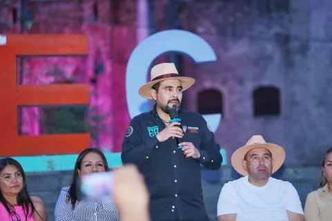 Pone en marcha alcalde de Yautepec programa "Iluminando Oaxtepec" 