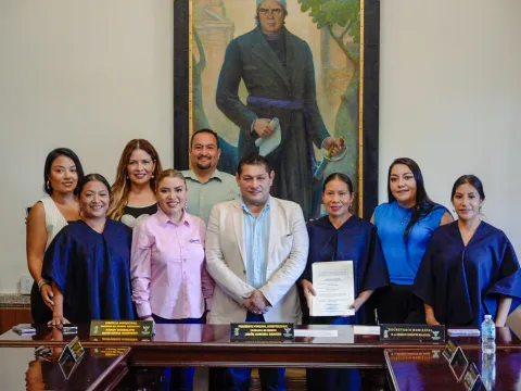   Entregan autoridades de Cuautla constancia a Liliana Chimal como delegada política de Tetelcingo 