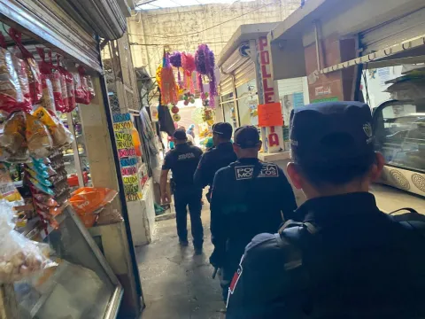 Incrementa seguridad en mercados y tiendas departamentales en Cuautla 