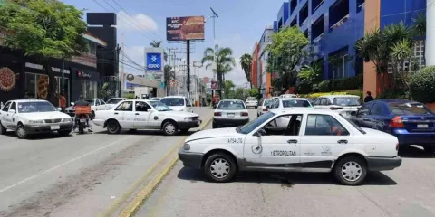 Taxistas y ruteros de Morelos se oponen a capacitación 
