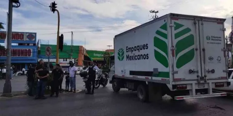Ejecutivo ofrece apoyo a familiares de la menor atropellada en La Luna