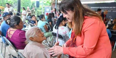 Impulsa Margarita las Jornadas Quirúrgicas de Cataratas