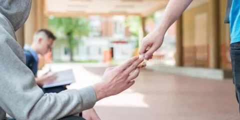 Alcohol, cristal y violencia una ecuación, que sí podemos cambiar