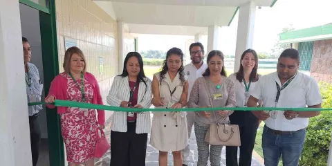 Entrega IMSS, sanitarios y vestidores remodelados en centros de seguridad